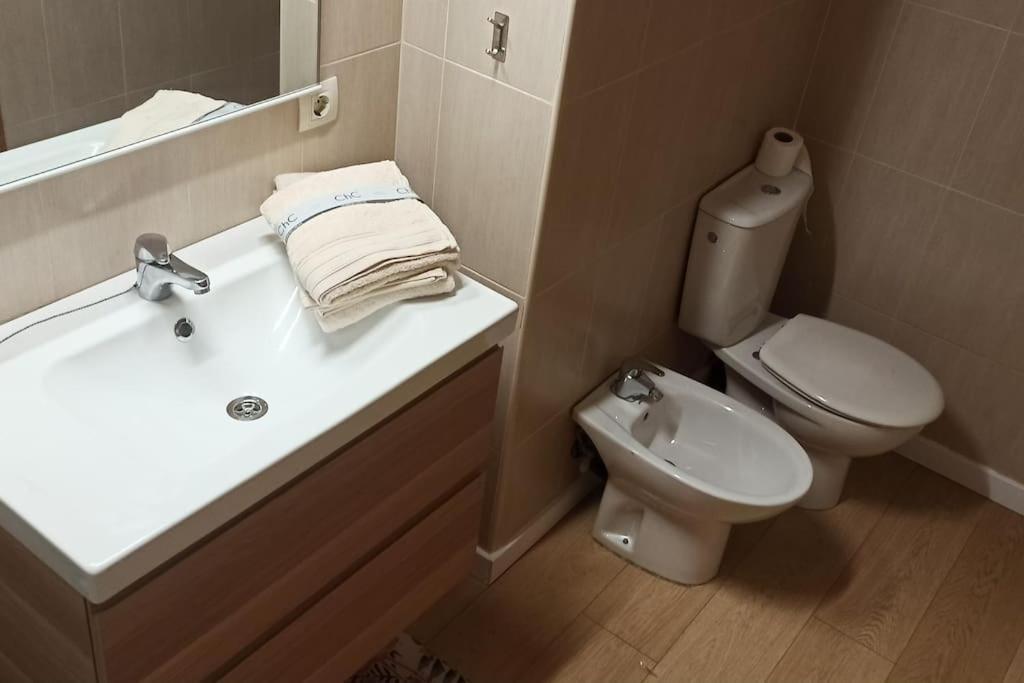 Atico En Paiporta Con 2 Grandes Terrazas Apartment Valencia Bagian luar foto