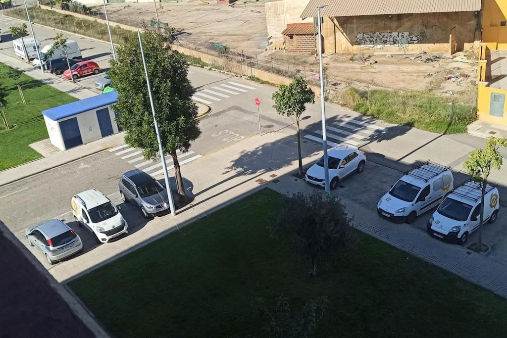 Atico En Paiporta Con 2 Grandes Terrazas Apartment Valencia Bagian luar foto